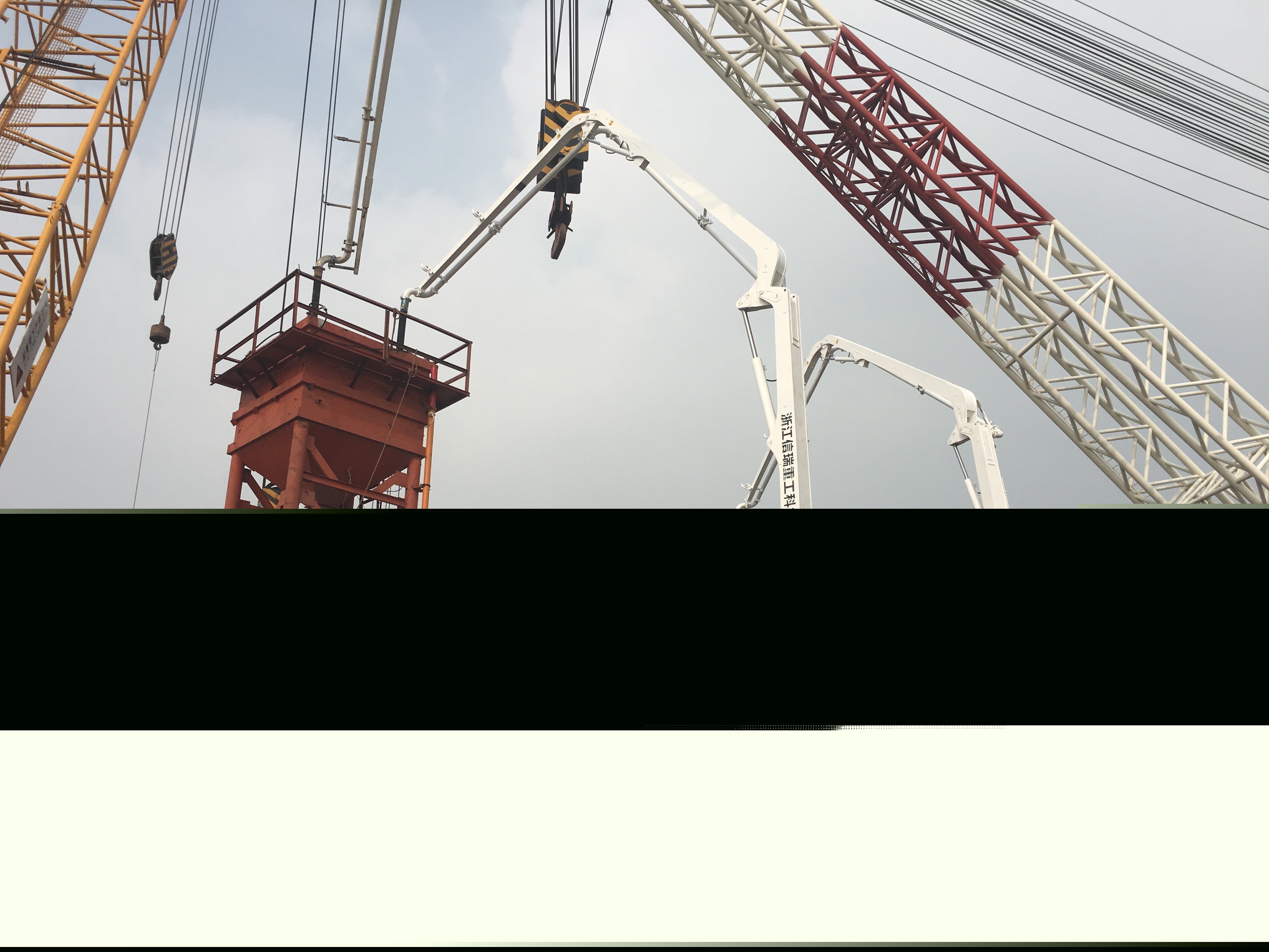 模架式液壓布料機(jī)